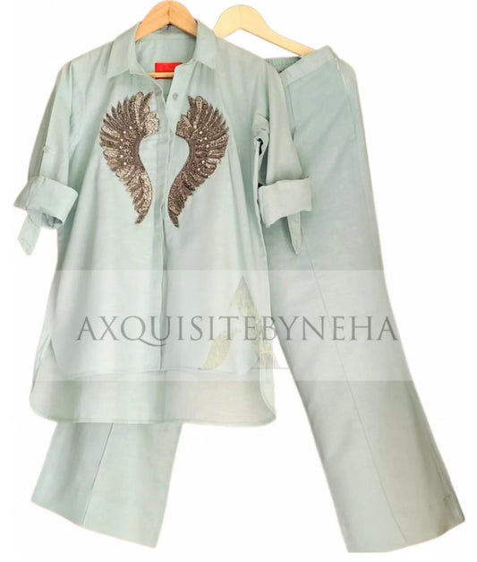 Sea Green Chest detailing