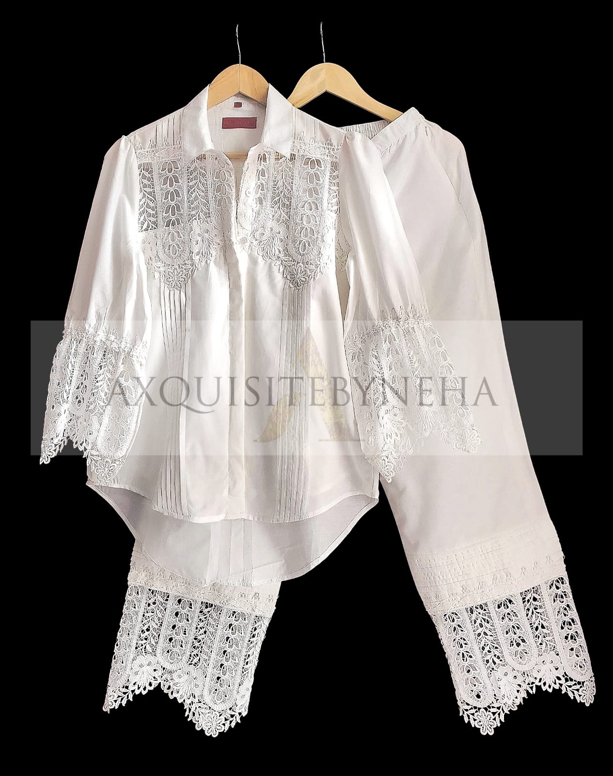 Lightining Grey cutwork set