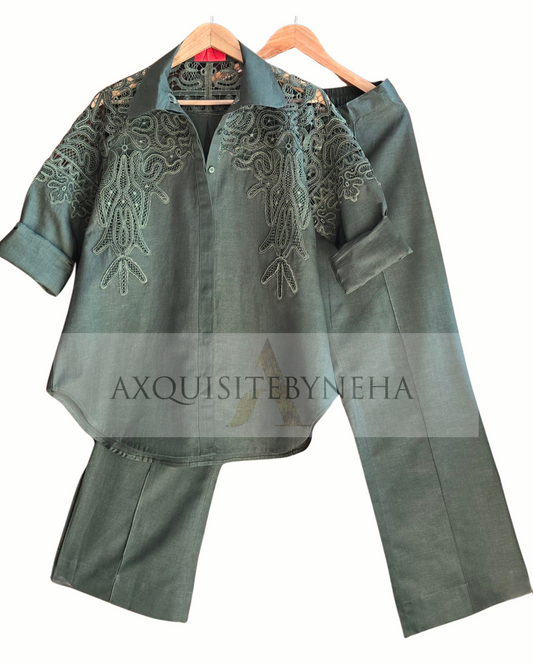 Blue / Olive Cutwork