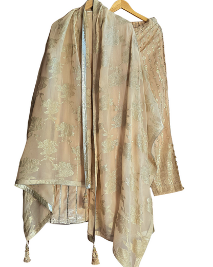 Grey / Beige Gotawork